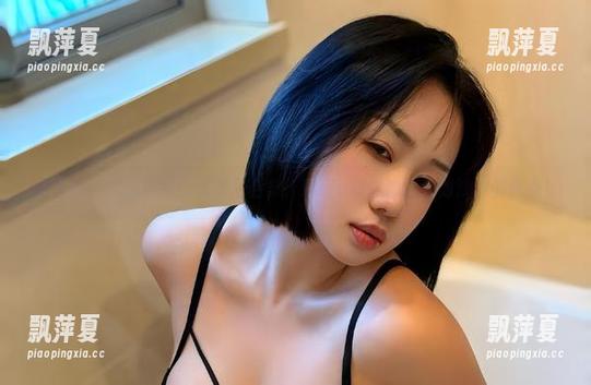 微密圈 - 水晶带钻的比基尼合集：瑜瑾u教你如何成为沙滩的焦点！
