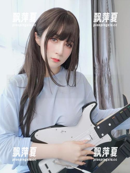 全套写真来了！白银81与柴郡魔女的奇妙冒险！