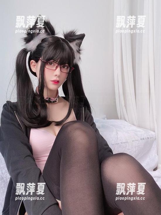 眼酱大魔王w霸屏来了！精选白丝COS瞬间提升颜值