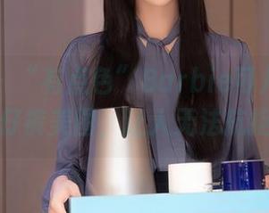 秀人网 – “有点色”Barbie可儿：私拍牛仔裤美图，让人无法抗拒！