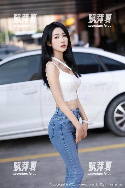秀人网 - 看！Zoe柚柚女友的美图资源，令人心跳加速的每一瞬！