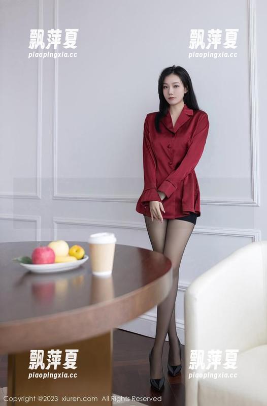 秀人网 - 林乐一的豹纹写真：网盘里的诱惑，惹人怜精致又可爱！