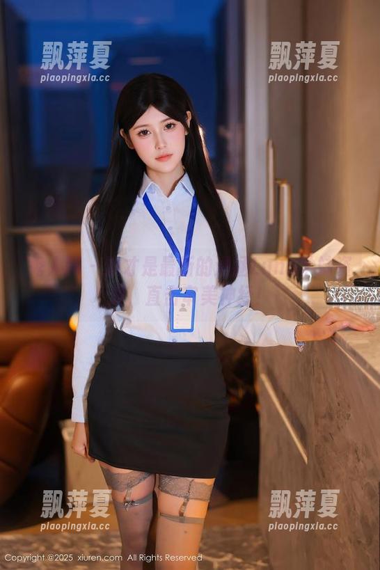 秀人网 - 这才是最新的涵涵Luna学妹资源，直击审美神经！