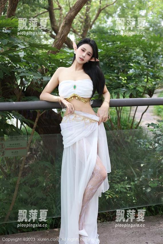 秀人网-米妮大萌萌 秀人网 - 比基尼与米妮大萌萌的完美邂逅——来吧,原图下载!