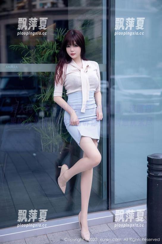 秀人网-陈雅漫VICKY 秀人网 - 无圣光照亮不了的美脚,这图包里的陈雅漫VICKY告诉你什么叫意犹未尽!