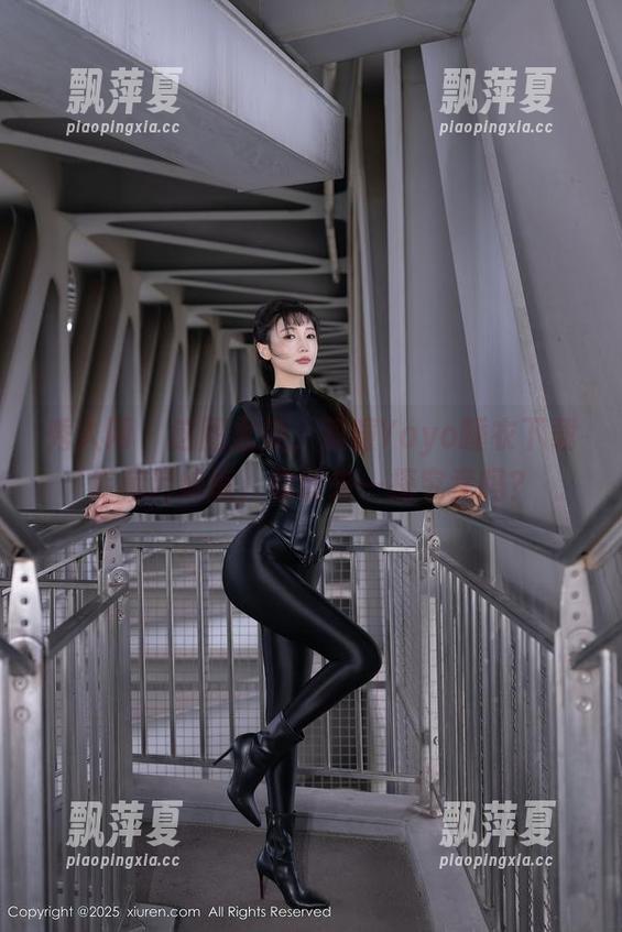 秀人网 - 这图太美，雨瞳Yoyo睡衣下载库藏污纳垢，你敢来一探究竟吗？