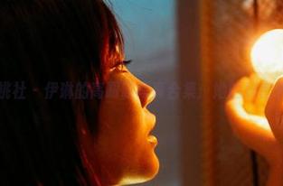 蜜桃社 – 伊琳的高跟鞋写真合集：她的秘密步伐