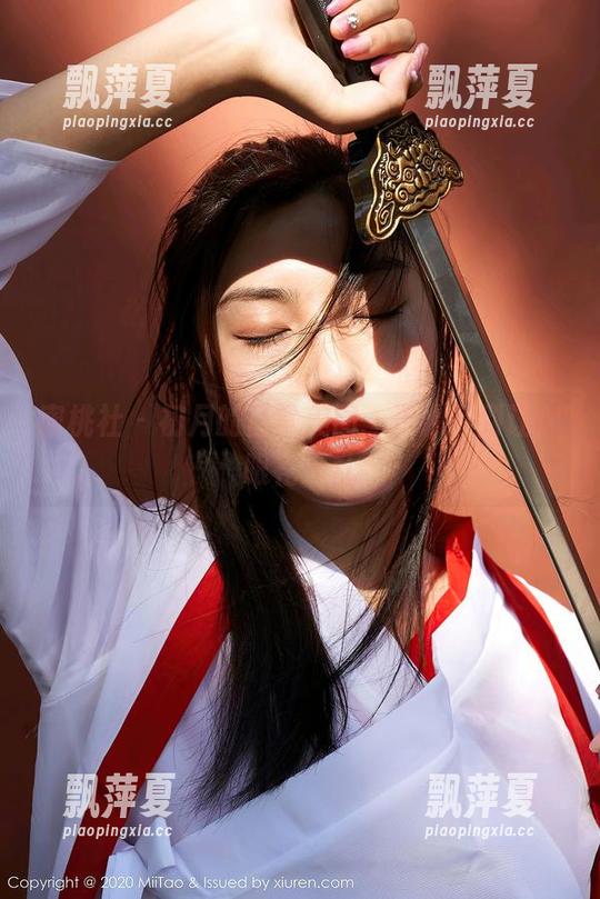 蜜桃社 - 初月的日常美图，资源多到让你眼花缭乱