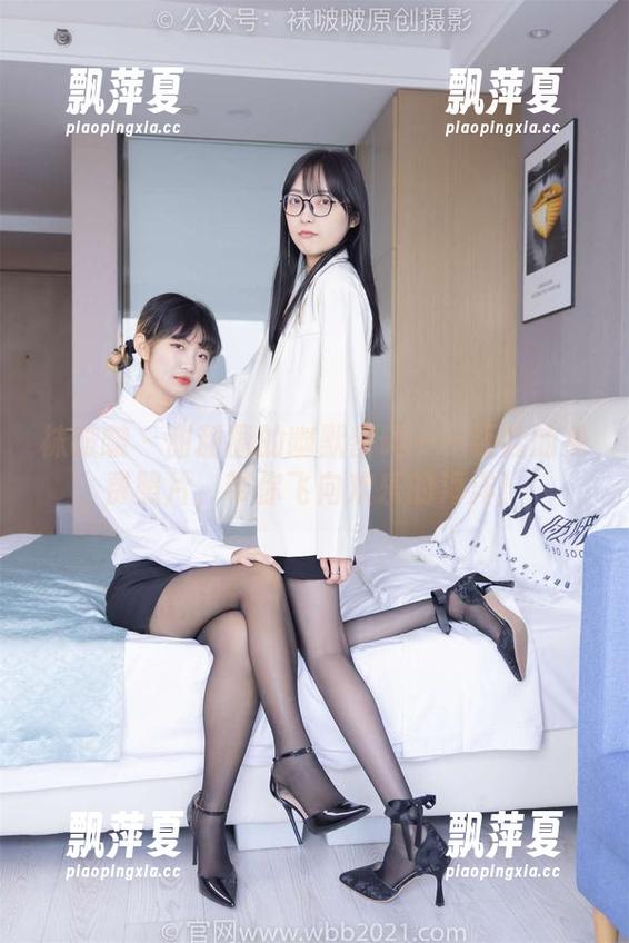 袜啵啵 - 甜甜圈的幽默密码——板鞋的免费照片，带你飞向欢乐的海洋！