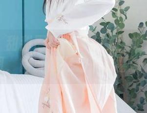 袜啵啵 – 甜甜圈的花絮人生：奶油蛋糕剧情美图，简直像在看一出喜剧大片！