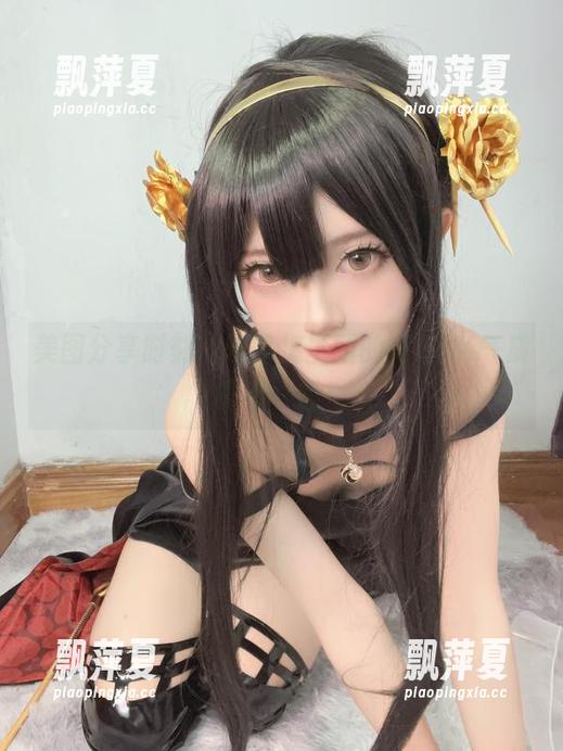 美图分享时刻，趴趴捣蛋陌的红白JK气质真不一般！