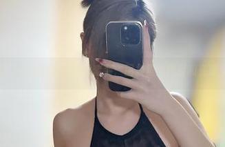 微密圈 – 醇子小姨的红色蕾丝套装：图集里的热度和资源交融瞬间。